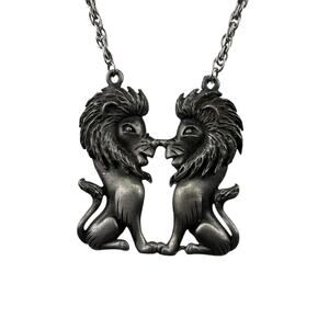 Vintage Kissing Lions Silver Tone Nose to Nose Necklace 22" Chain